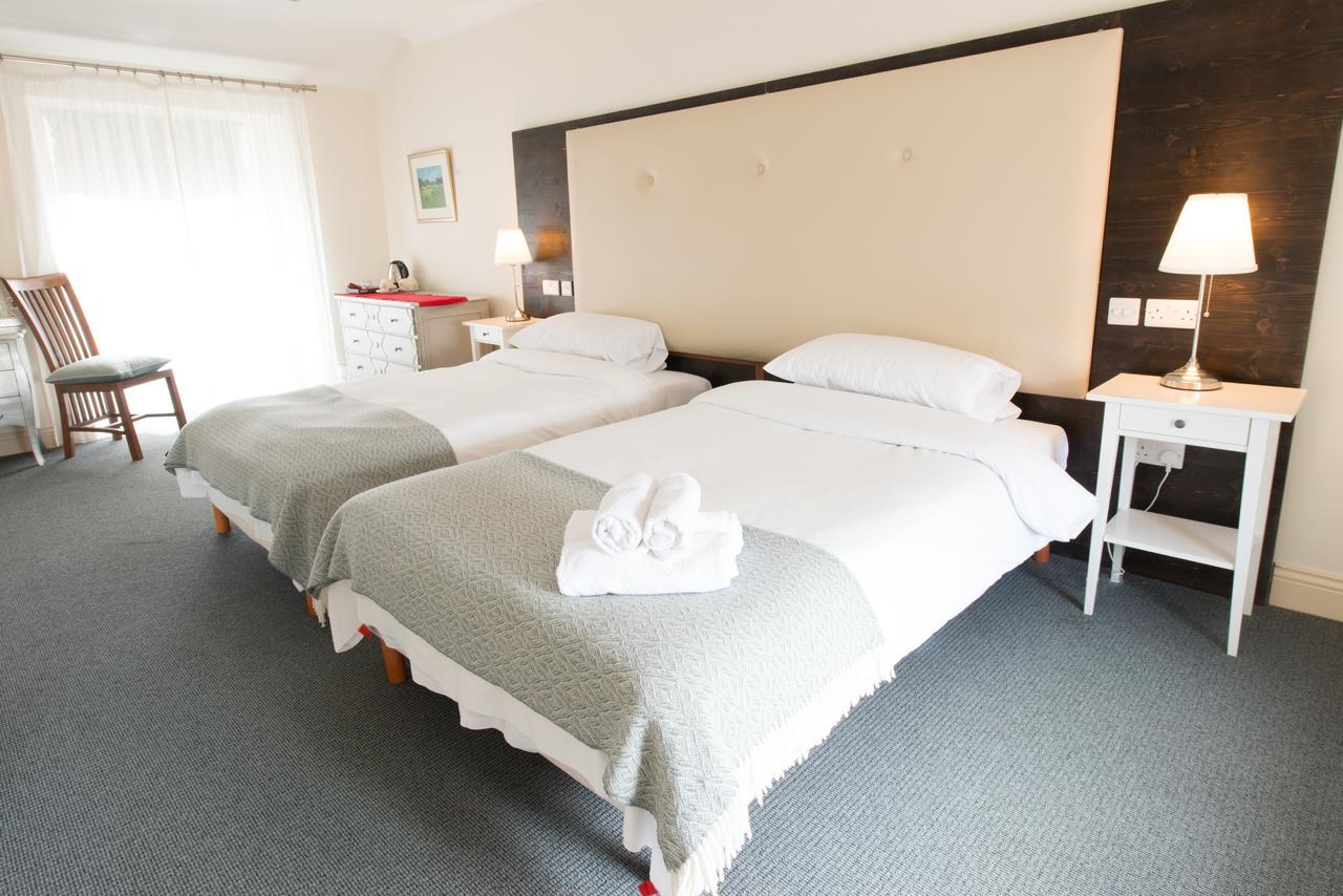 Connemara Lake Hotel أوتيرارد المظهر الخارجي الصورة